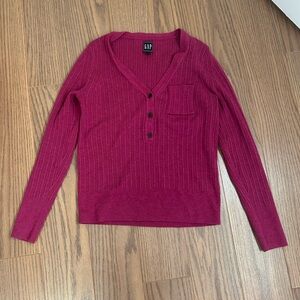 Gap knit Henley